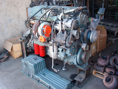  Detroit DDEC IV Diesel Engine